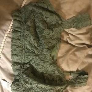 Green lacy bralette (NWT)